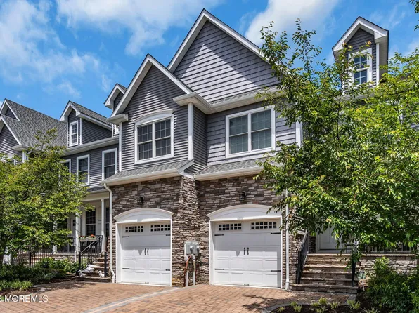 57 McCormick Ave S, Old Bridge, NJ 08857