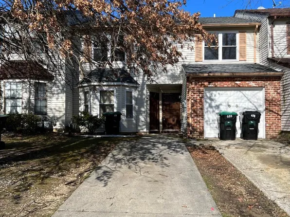 68 Hopewell Ln #B, Sicklerville, NJ 08081