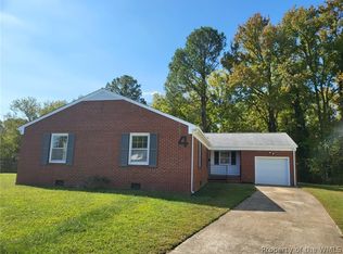 4 Pendleton Ct, Hampton, VA 23669