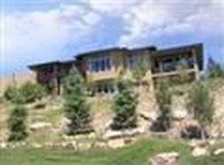 910 Sandhurst Dr, Salt Lake City, UT 84103