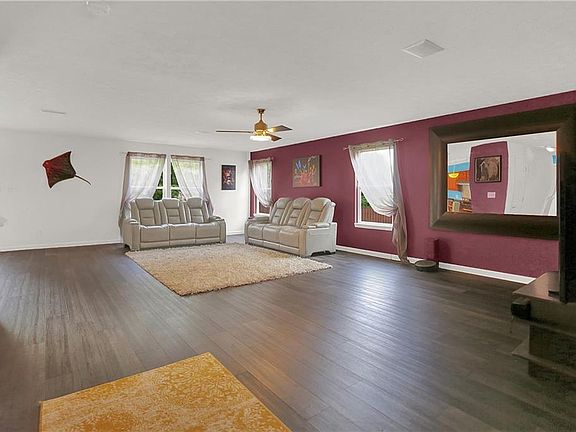 5th image of 6628 Greenspire Pl