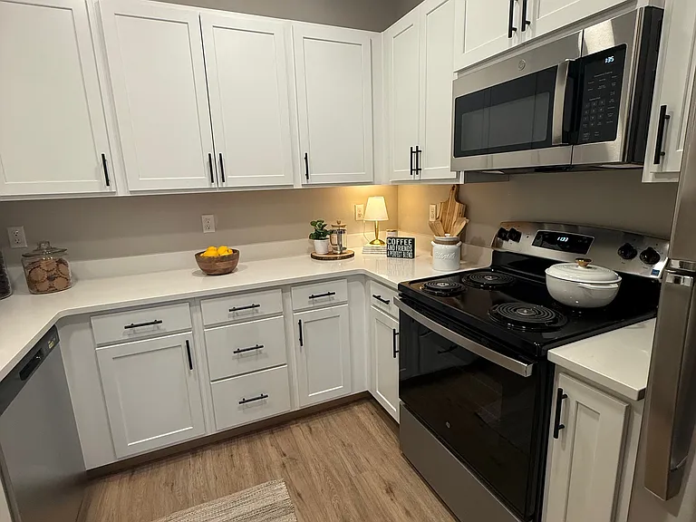 Whitney Lane Apartments — Photo 8