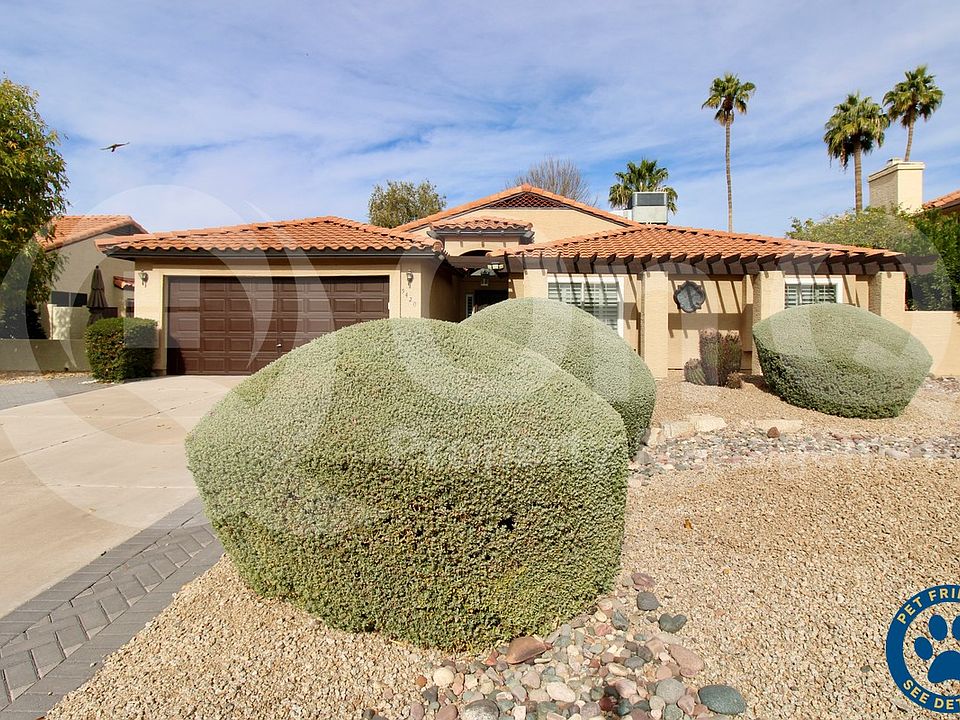 1st image of 5420 E Paradise Ln