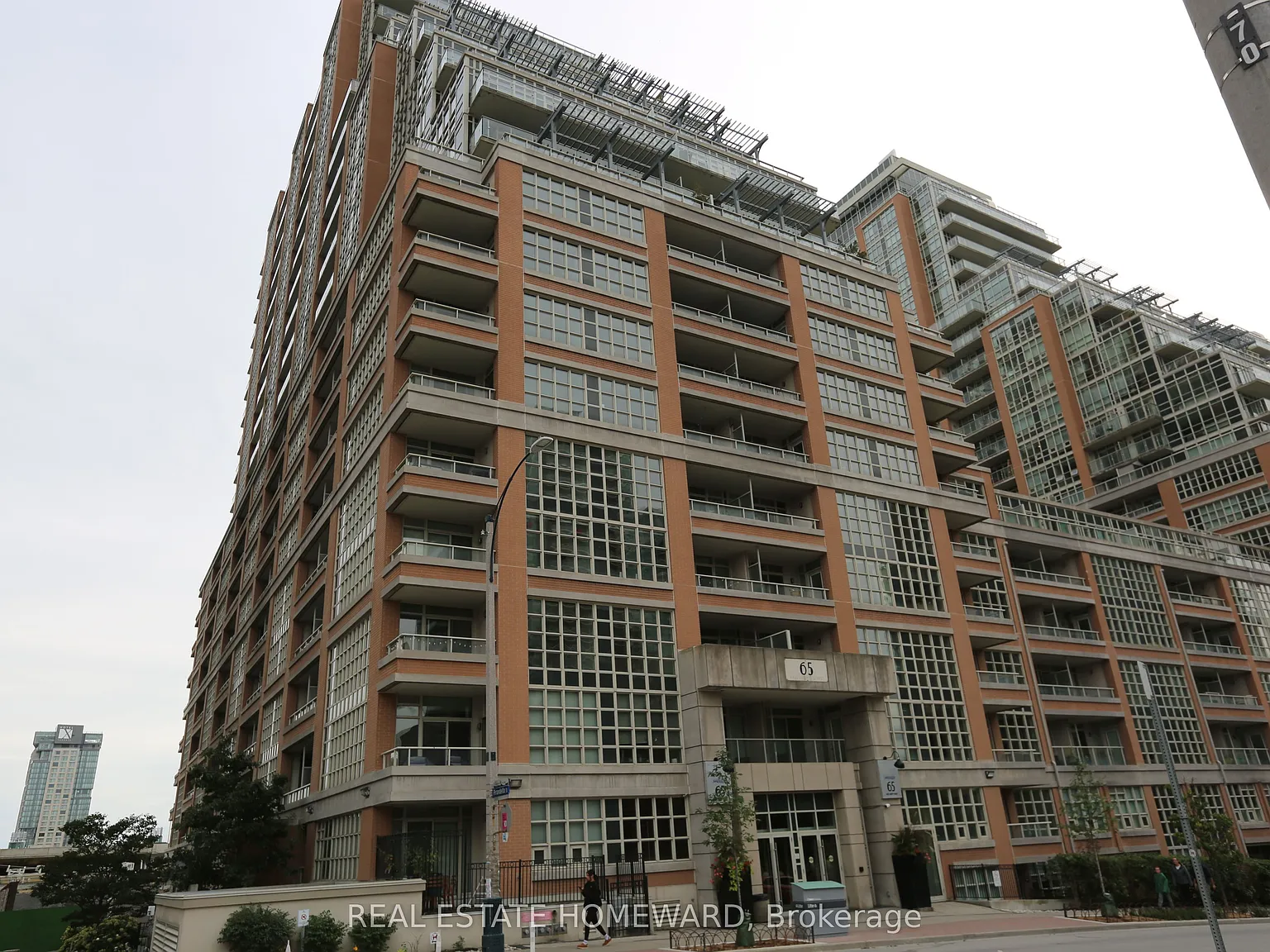 3 bed, $3,600 — Photo 1