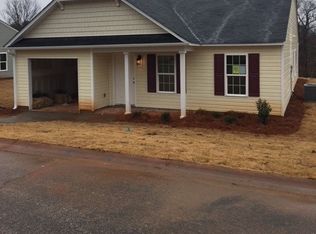 711 Cannonsburg Dr, Duncan, SC 29306