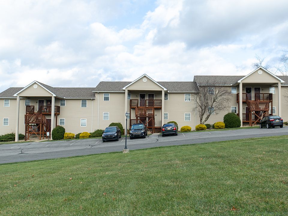 Cedar Ridge Exterior