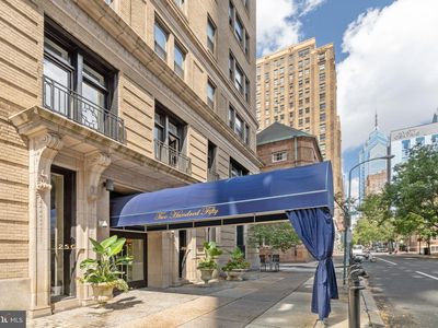 250 S 17th St APT 601, Philadelphia, PA, 19103