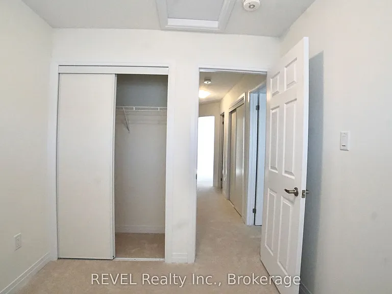 11 Lilac Ln — Photo 17
