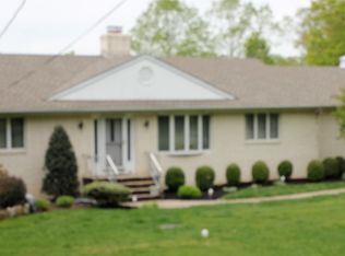 11 Dead River Rd, Warren, NJ 07059