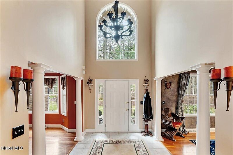 2nd image of 25 Rolling Brook Drive
