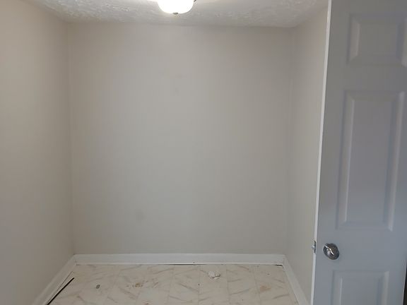 2nd image of 807 Maple St #A