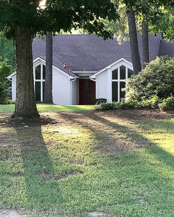 1st image of 3090 Country Place Dr E