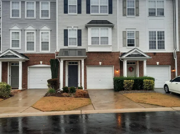 1707 Zachary Brook Ln, Raleigh, NC 27609