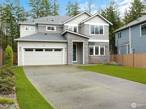 3rd image of 12721 171st Avenue SE