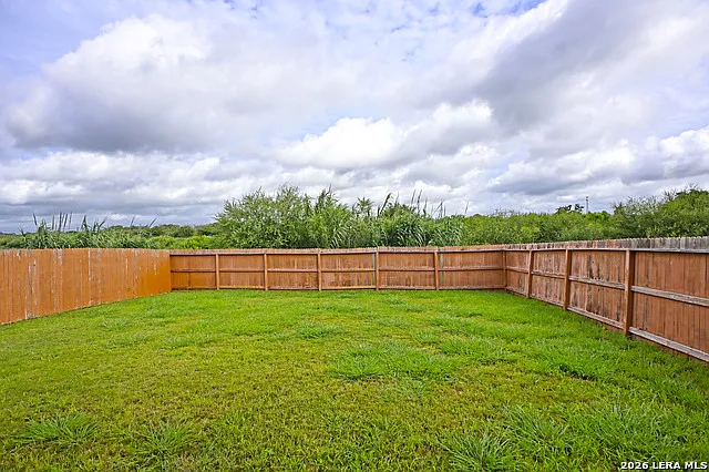 138 Buttercup Bnd — Photo 29