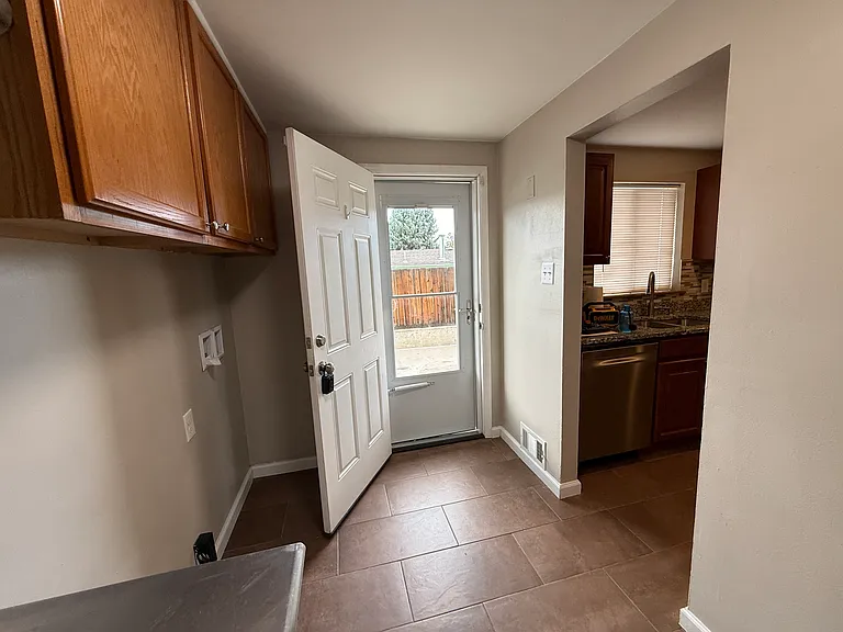 1451 S Osage St — Photo 22