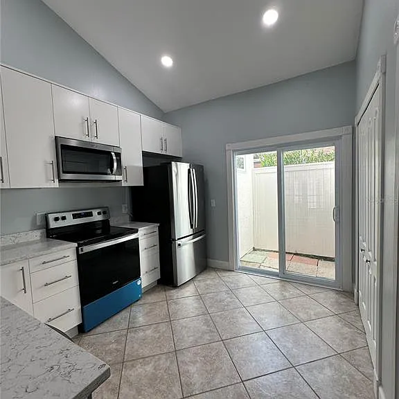 7357 Spring Villas Cir — Photo 8