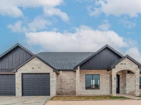 210 Private Road 302 #A, Seminole, TX 79360