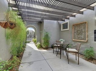 2656 La Boutique St, Henderson, NV 89044