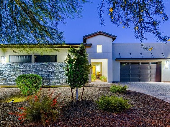 2nd image of 4601 S Pinaleno Dr