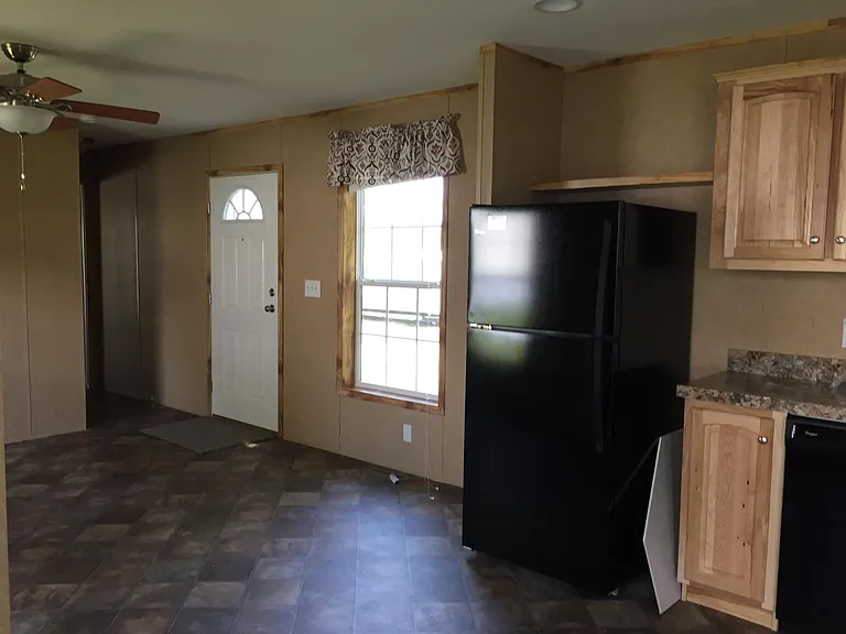 Hillcrest Crossing — Photo 36