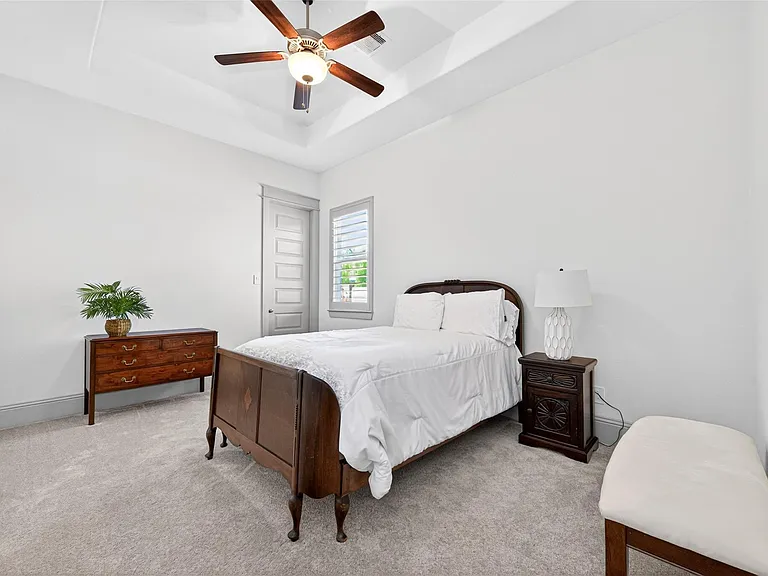 2072 Laurie Darlin Dr — Photo 23