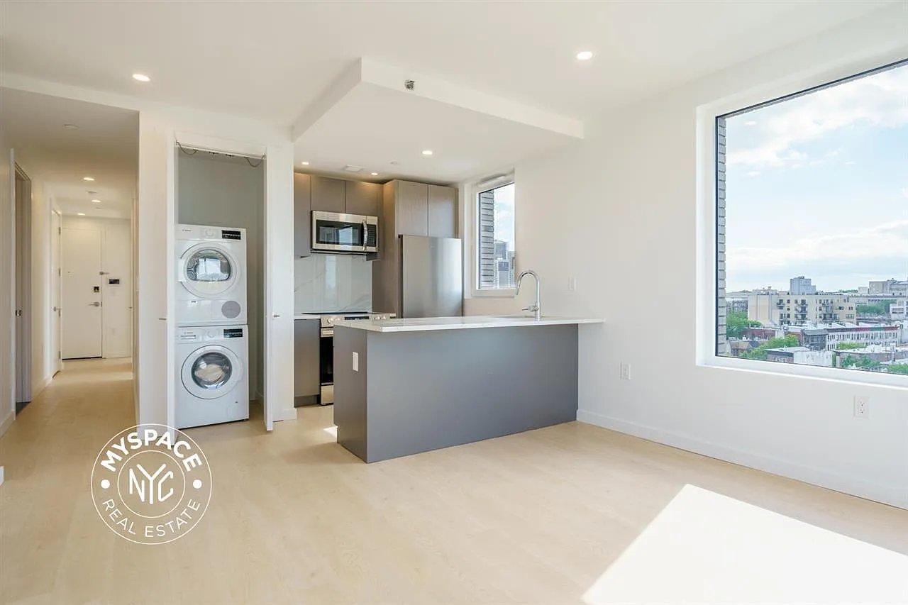 1499 Bedford Avenue — Photo 4