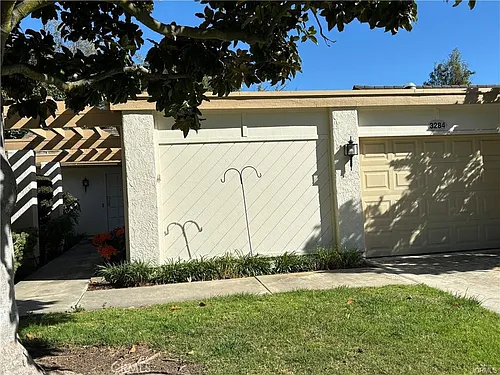 3284 San Amadeo #A Photo 1