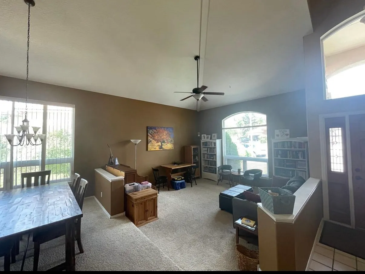 4 bed, 2750 sqft, $3,400 — Photo 4