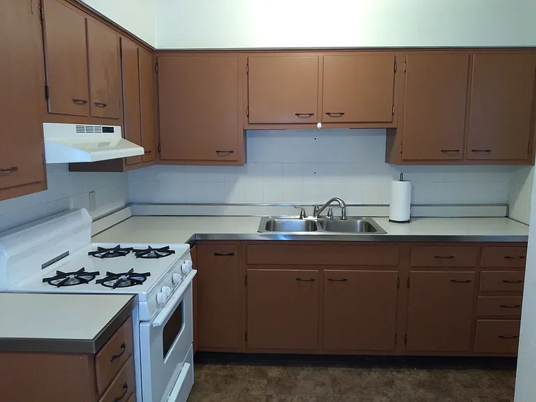 3000 W Devon Rd — Photo 6