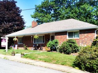 124 Clinton Ave, Butler, PA 16001