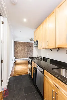 Rented by REAL New York | media 19