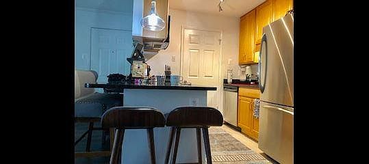 2nd image of 1533 Lincoln Way APT 104