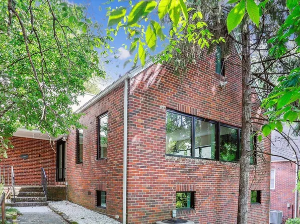 8423 Piney Branch Rd, Takoma Park, MD 20901