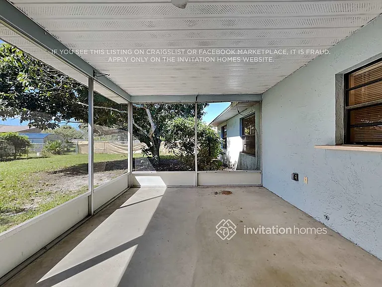 1856 Edith St NE — Photo 16
