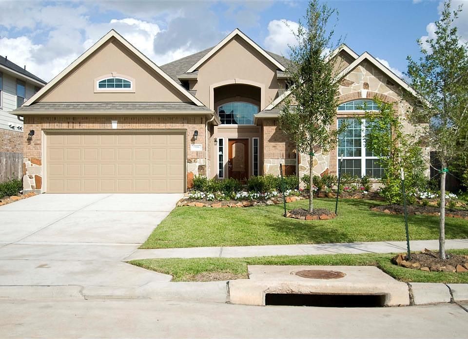 1st image of 5906 Preserve Ln