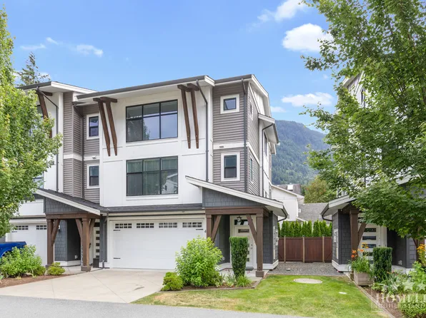 386 Pine Ave #4, Harrison Hot Springs, BC V0M 1A3
