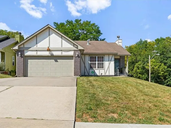 5702 College Ave, Kansas City, MO 64130