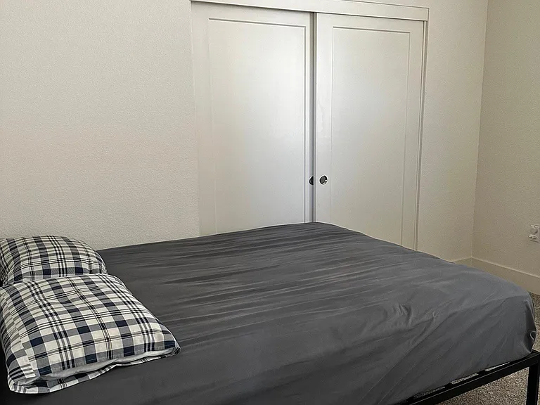 Fourth bedroom