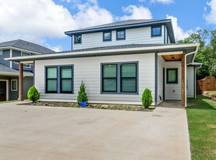 1315 S 5th Ave, Denison, TX 75021