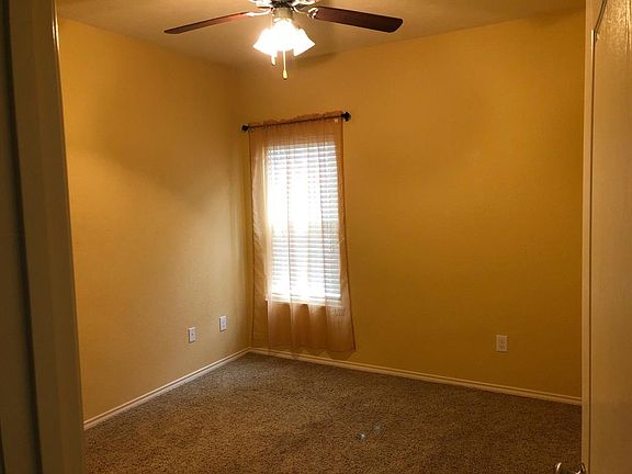 3rd image of 3436 Garrett Ln