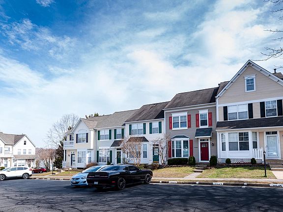 3rd image of 11643 Rumford Ct