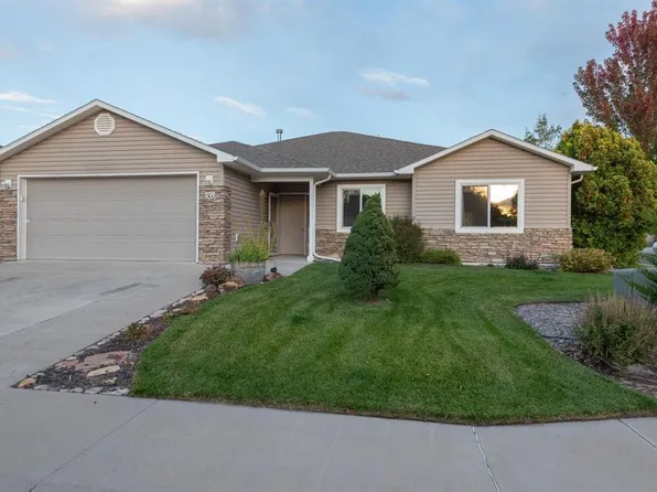 1300 Brush Creek Avenue, Montrose, CO 81401