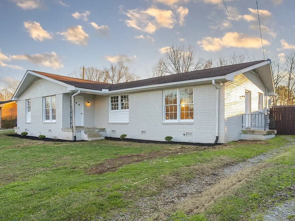 Front of the entire property 
rental is on Right side