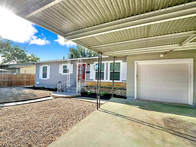 630 Sumner Dr — Photo 4