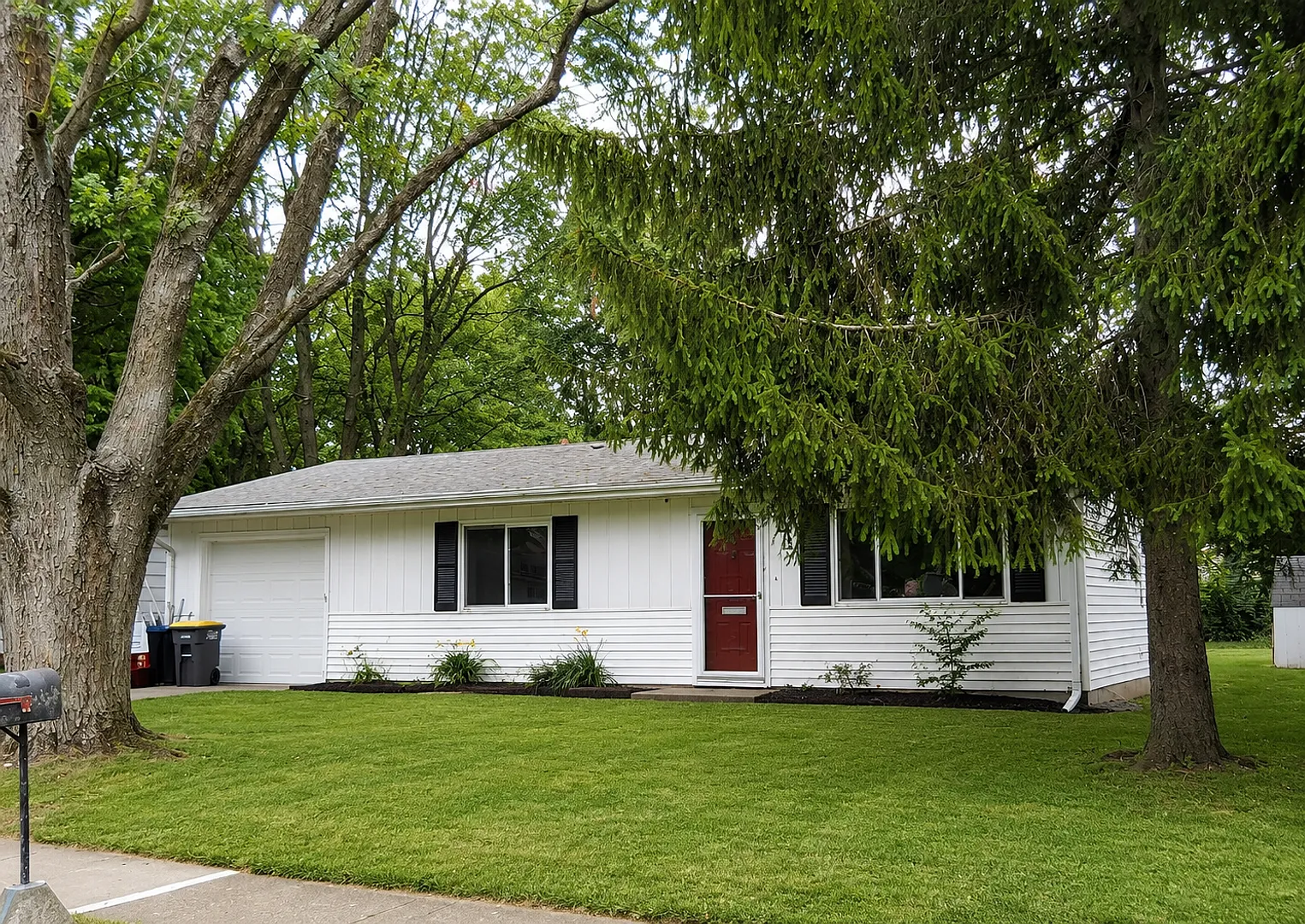 3 Bedroom Home — Photo 1