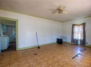 127 N Bethel St, Eden, NC 27288