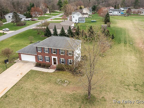 5th image of 8795 Kathryn Dr