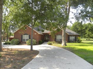 177 Teinert Cir, Mc Queeney, TX 78123