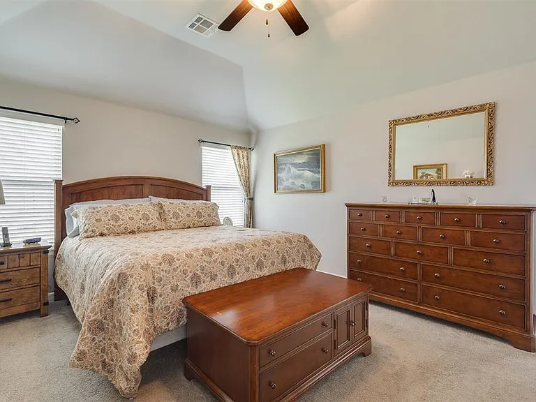 18500 Summer Grove Ave — Photo 16